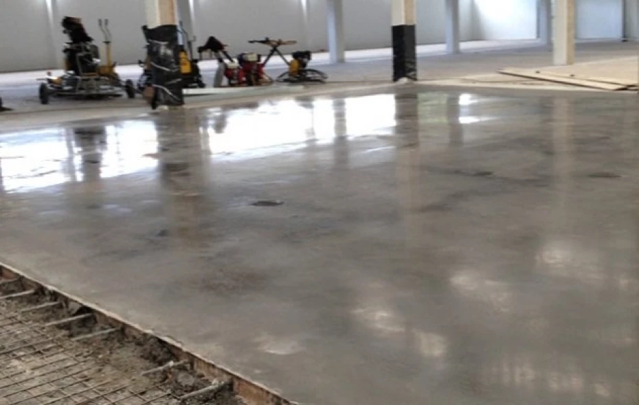 Foto 7: Piso Polido (Piso Industrial) — GADV Concretagem